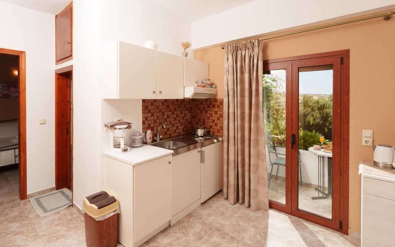 Hara'S Apartments Kastri  Экстерьер фото